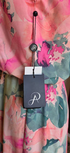 Vestido Adrianna Papell Floral Rosa con Cinturón | Nuevo con Etiqueta | Talla S - Nina BAZART