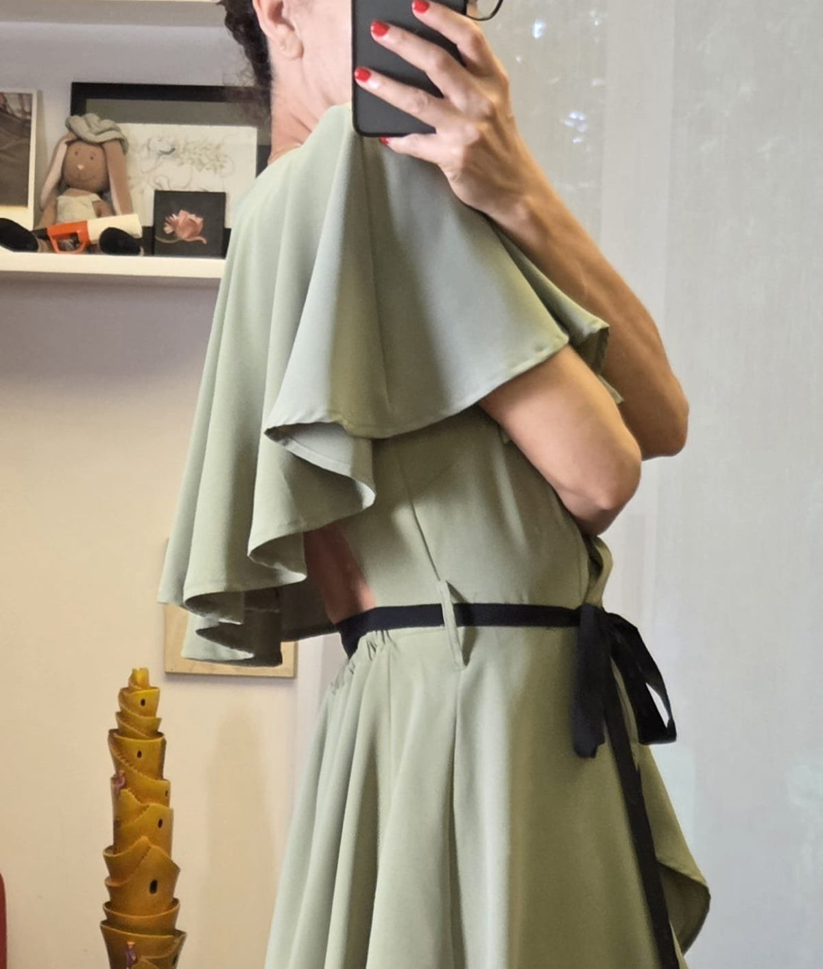 Jumpsuit Corto FAVLUX Verde Salvia con Volantes - Nina BAZART