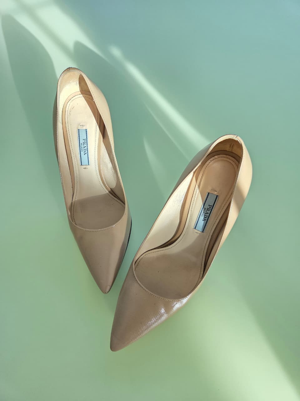 Zapatillas de piel color nude- PRADA