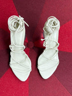 Zapatillas Cult Gaia Blancas con Tacón Esférico y Tiras Ajustables