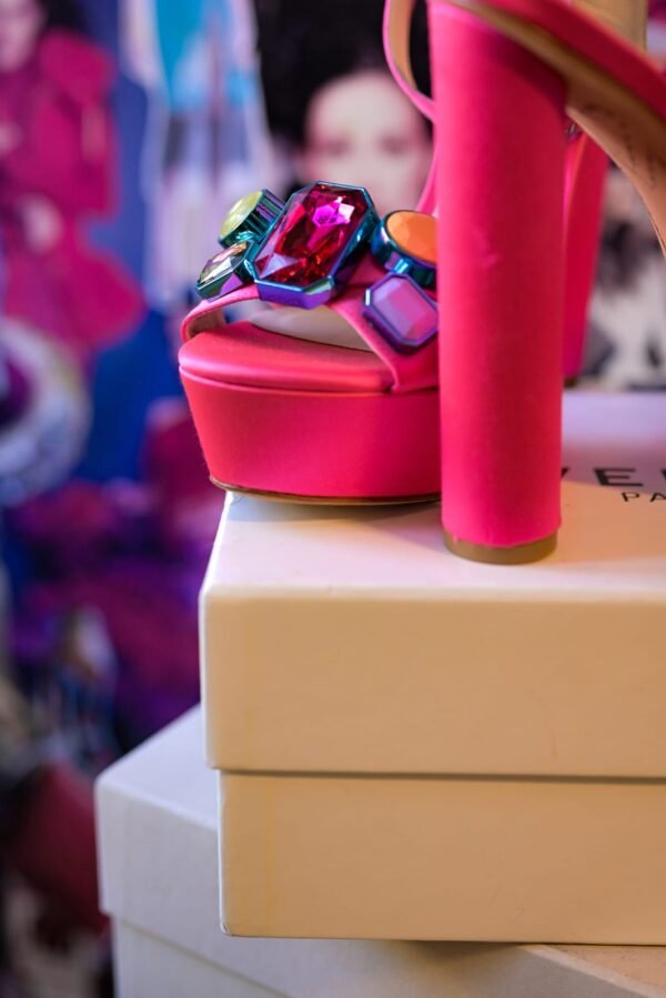 Plataformas rosa fucsia Sophia Webster
