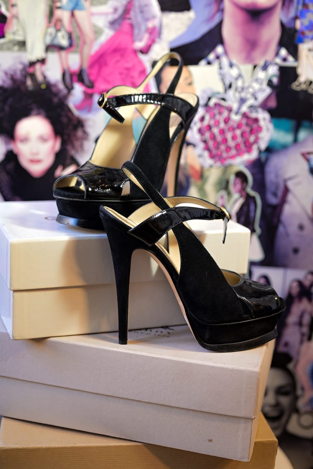 Zapatillas Yves Saint Laurent de Gamuza y Charol Negro con Plataforma - Imagen 3
