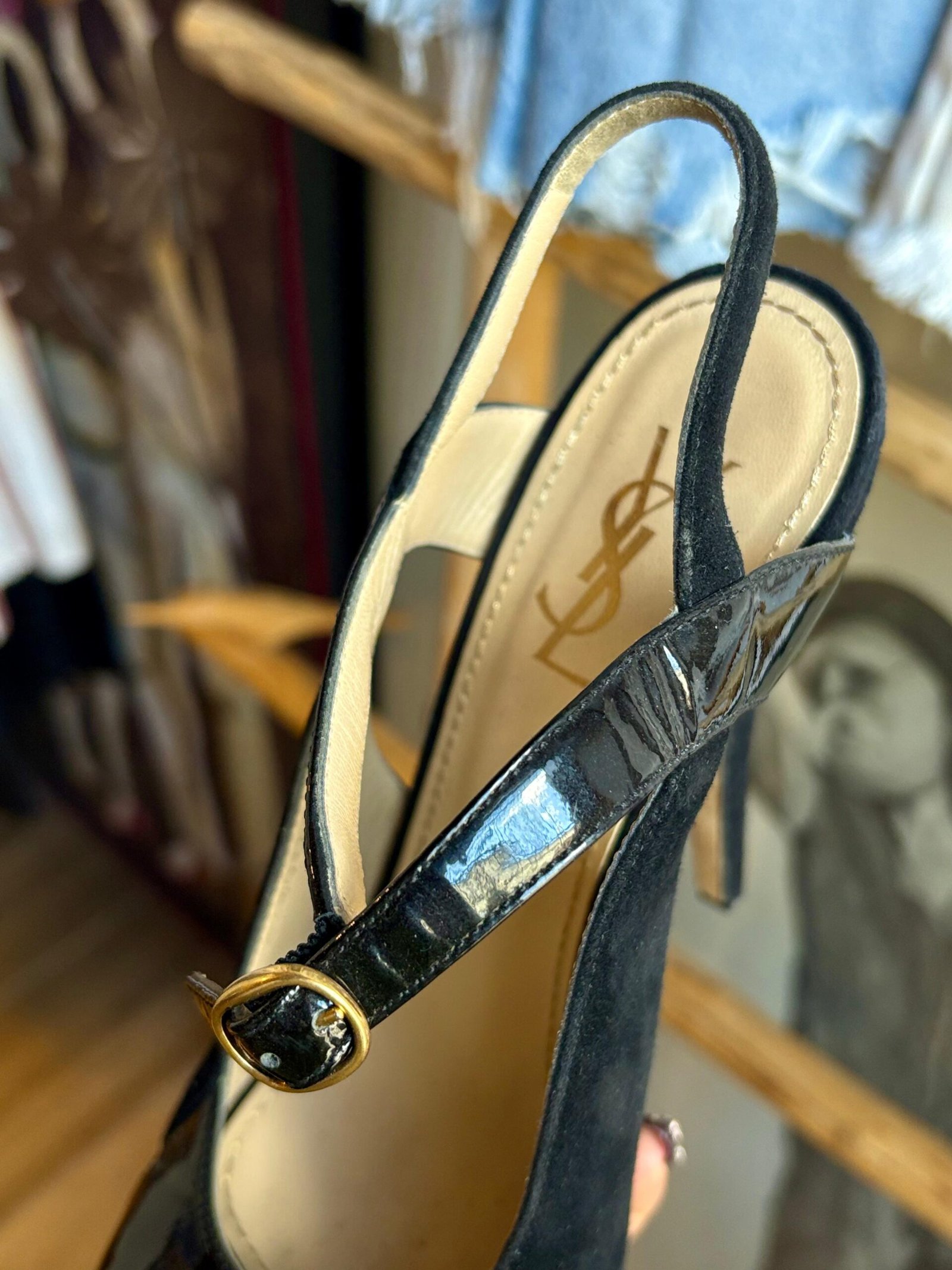 Zapatillas Yves Saint Laurent de Gamuza y Charol Negro con Plataforma - Imagen 4