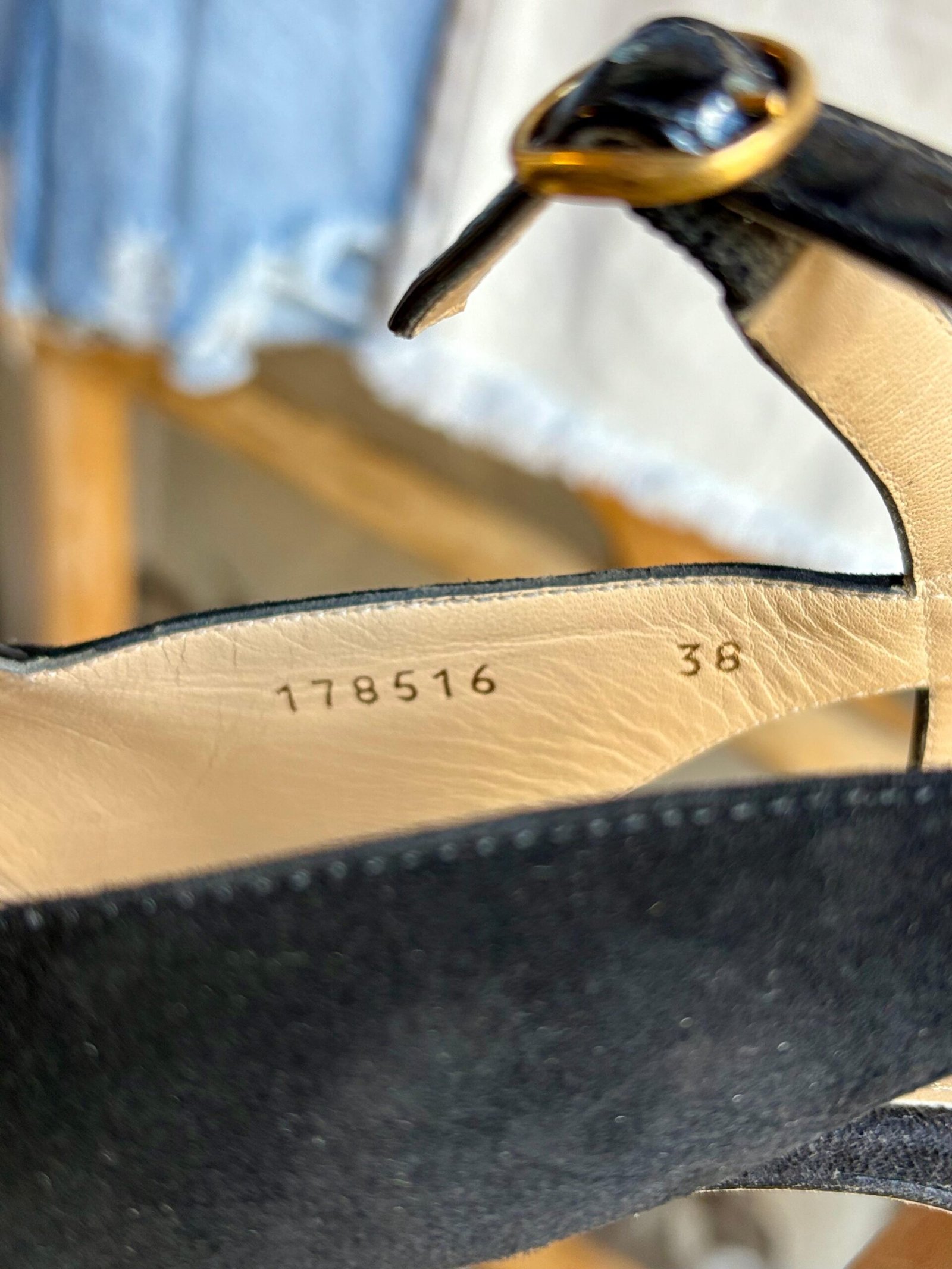 Zapatillas Yves Saint Laurent de Gamuza y Charol Negro con Plataforma - Imagen 6