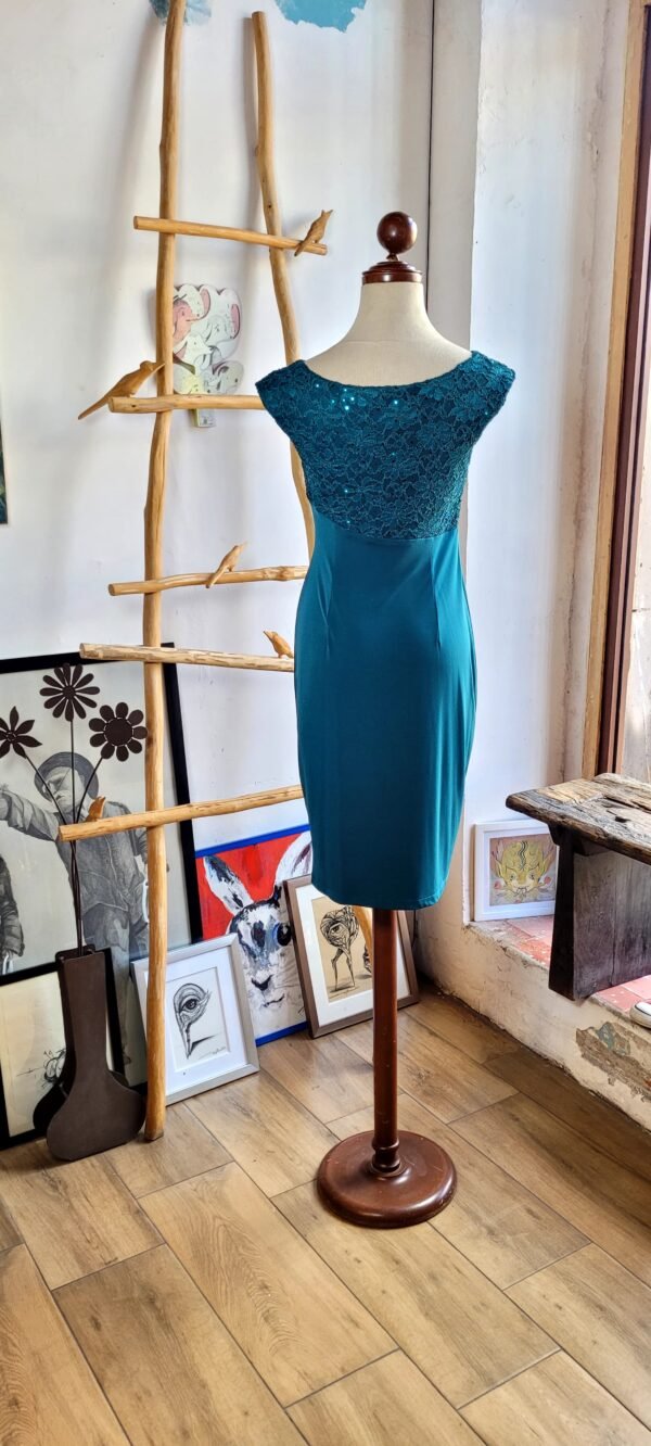 Vestido midi verde esmeralda