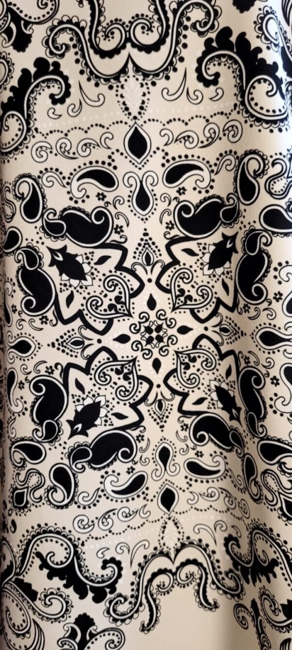 Vestido corto color beige