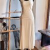 Vestido midi color perla