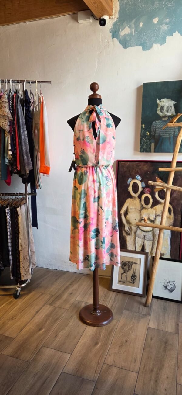 Vestido floreado tonos rosa pastel