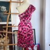Vestido asimétrico de un hombro