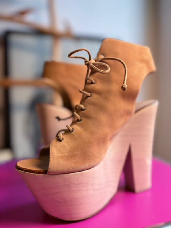 Plataformas color beige