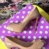 Zapatillas de charol color nude