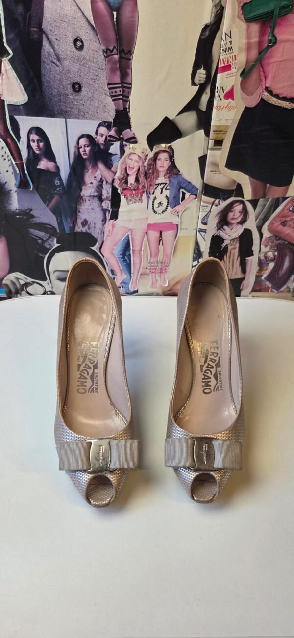 Zapatillas color nude