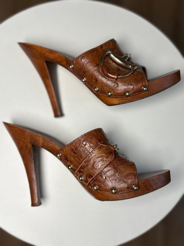 Zuecos de madera