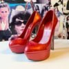 Plataformas de charol color rojo