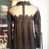 Blusa color negro con transparencias
