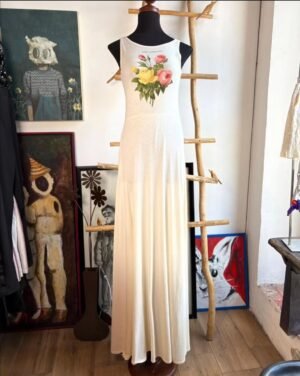 Vestido largo color hueso