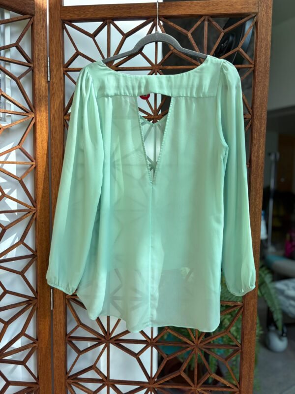 Blusa color aguamarina