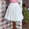 Falda de encaje color blanco