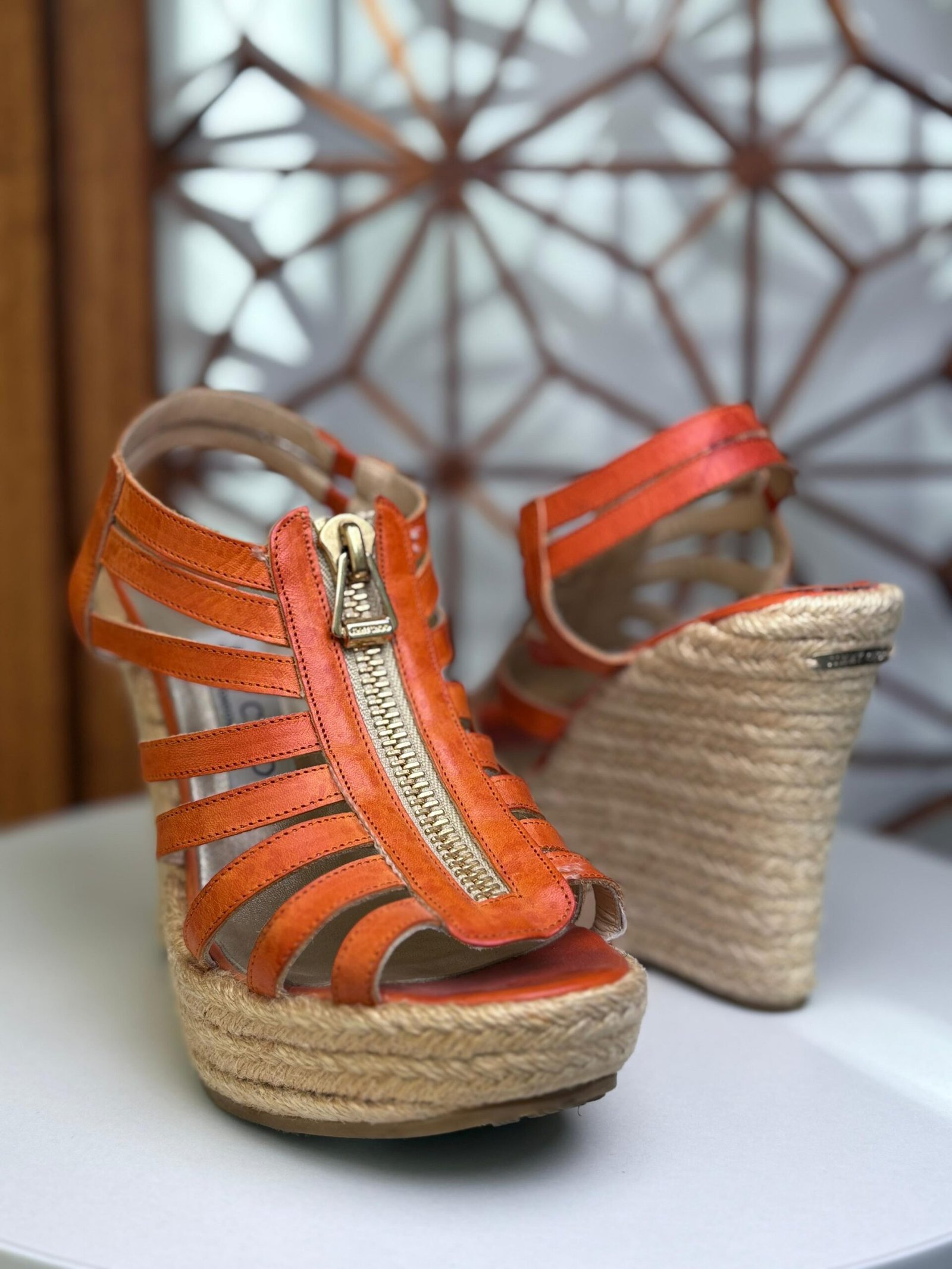 Sandalias Jimmy Choo de Piel Color Naranja con Plataforma de Yute