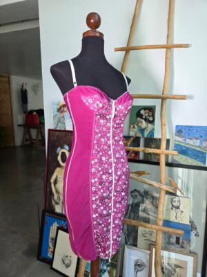 Vestido tipo corset color rosa bugambilia