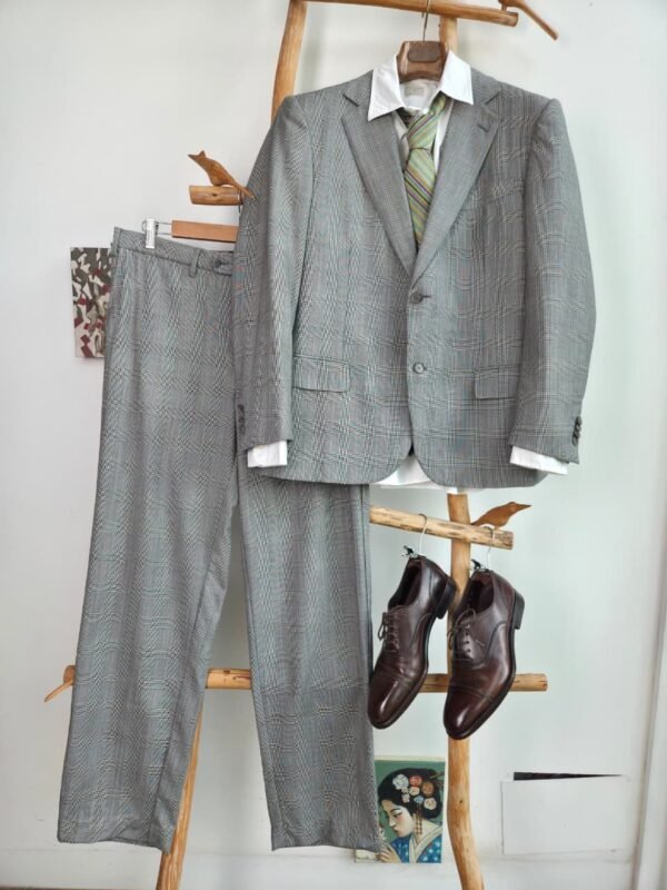 Traje de lana gris
