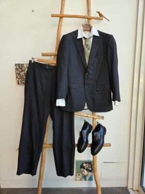 Traje de lana 170s