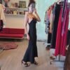 Vestido Midi Negro Andrea & Co. Elegante y Minimalista
