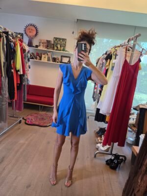 Vestido BCBG Azul Rey con Olanes Nuevo con Etiqueta