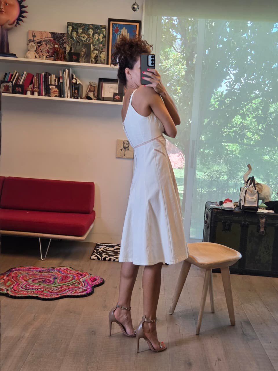 Vestido Blanco Nanette Lepore con Costuras Decorativas - Imagen 3
